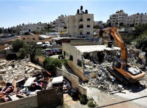 Israeli-authorities-demolish-a-Palestinian-owned-house-in-east-Jerusalem-Aug.-21-2019-AP-Photo-Mahmoud-Illean-862x472